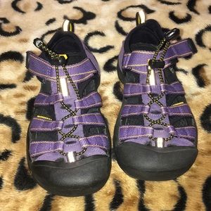 Purple Keens sz4